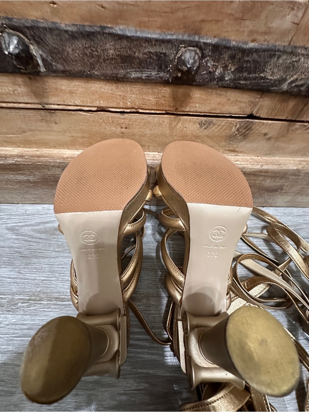 Gold Strappy Tie-Up Gladiator Sandals – Chanel EU 37C - Picture 11 of 16